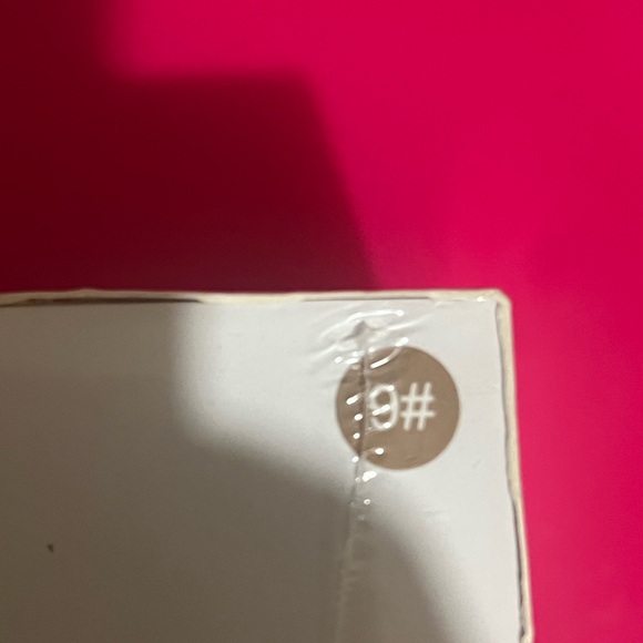 SMART RING Size 9 Health  And Fitness Tracker w Mobile Charging Case Gold NEW - Picture 3 of 3